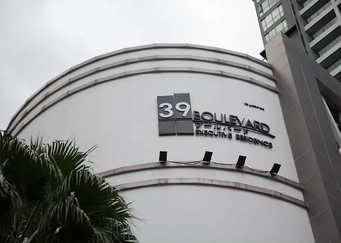 Aparthotel 39 Boulevard Executive 4*